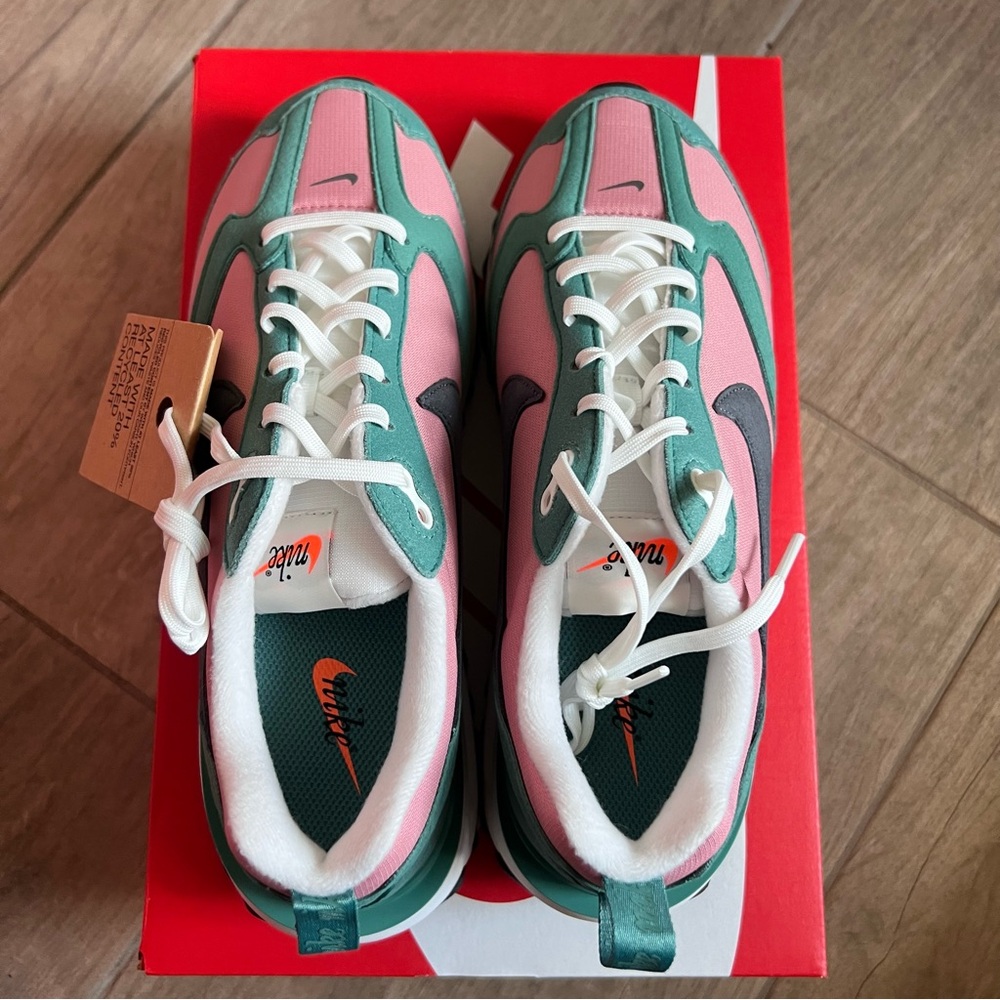Nike Air Max Dawn - Picture 8 of 14